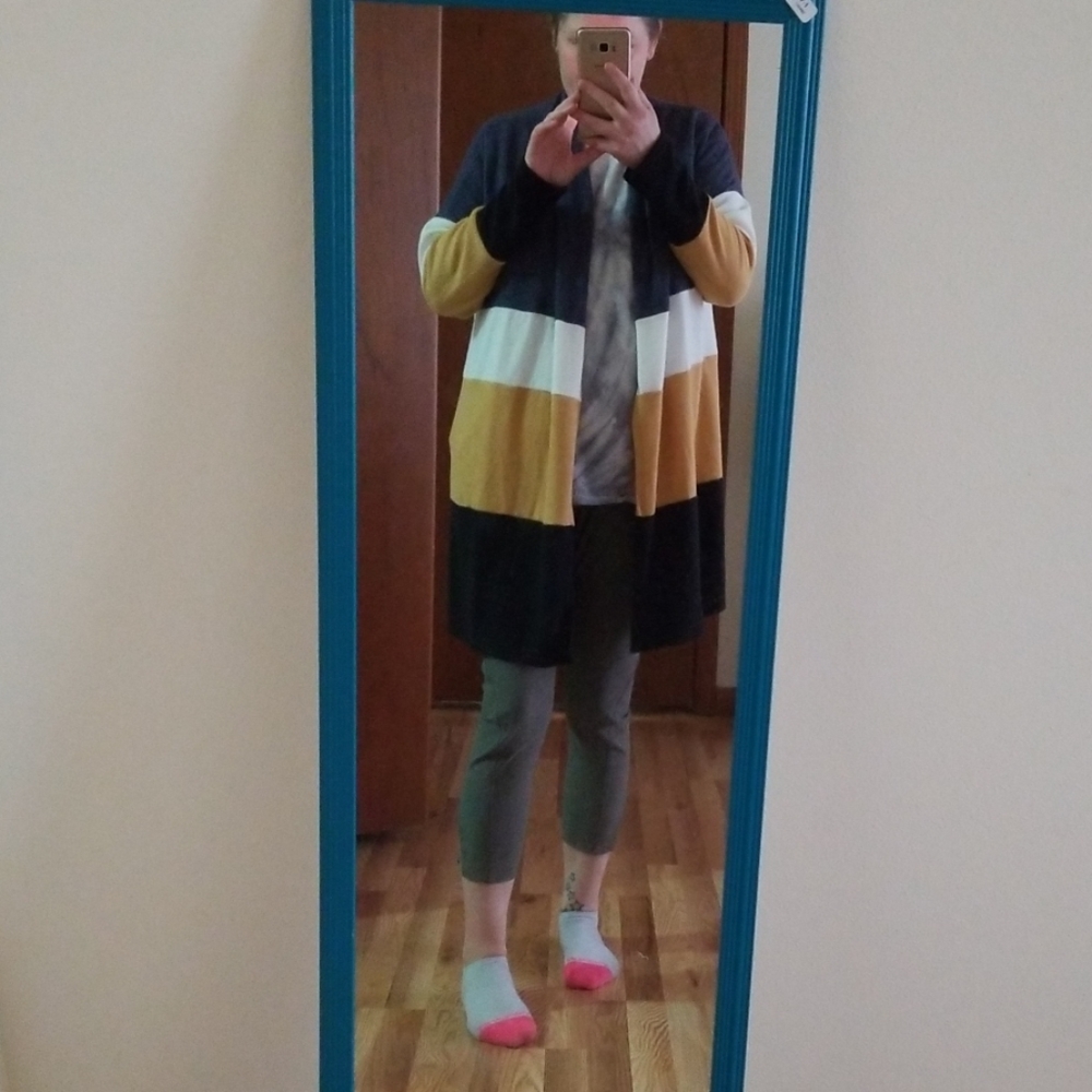 Navy blue, white and mustard long sleeve cover